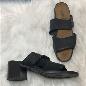 Naot Black Fabric Chunk Heel Sandals Size 38/7